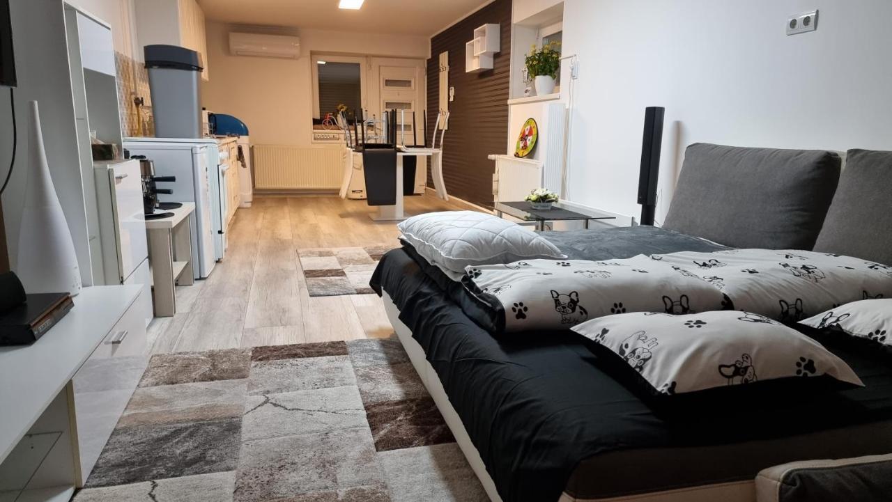 Panoli Apartmanhaz Nyiregyhaza